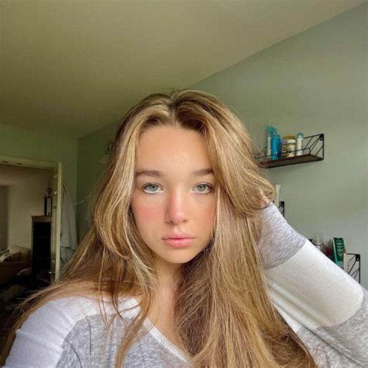 Anastasia (TikTok Star) - Age, Birthday, Bio, Facts, Family, Net Worth, Height & More