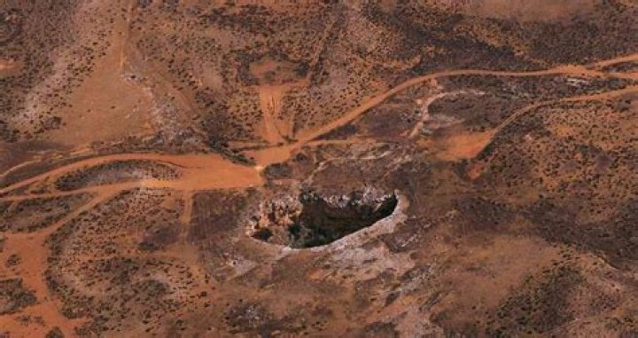 Australian Vandals Destroy 30,000-Year-Old Sacred Cave Art