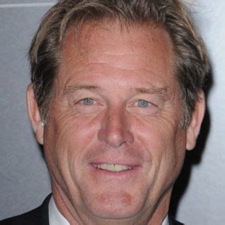 Brian Kerwin (TV Actor) - Age, Birthday, Bio, Facts, Family, Net Worth, Height & More