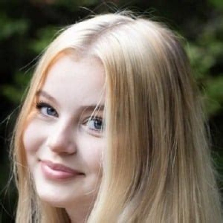 Brooke Morton (TikTok Star) - Age, Birthday, Bio, Facts, Family, Net Worth, Height & More
