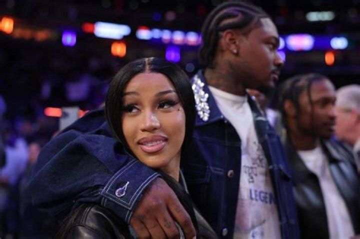 Cardi B Goes Face-To-Face With New Zealand Warrior
