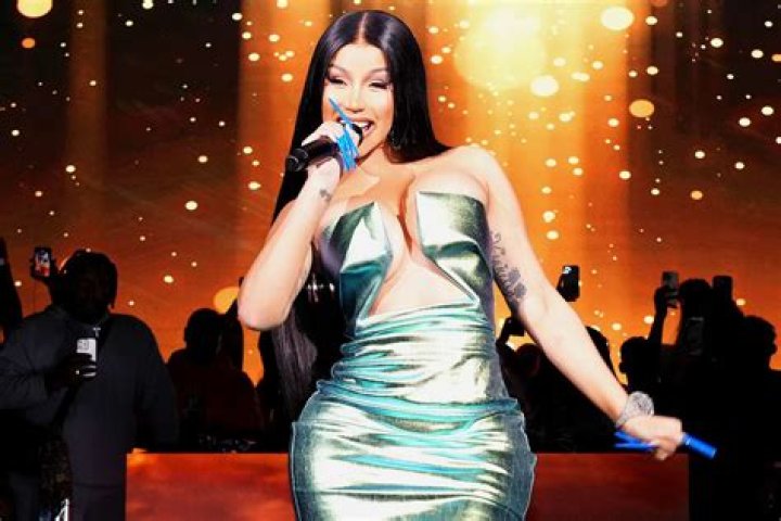 Cardi B Takes Aim At Men Supporting #MeToo, Talks Offset & More