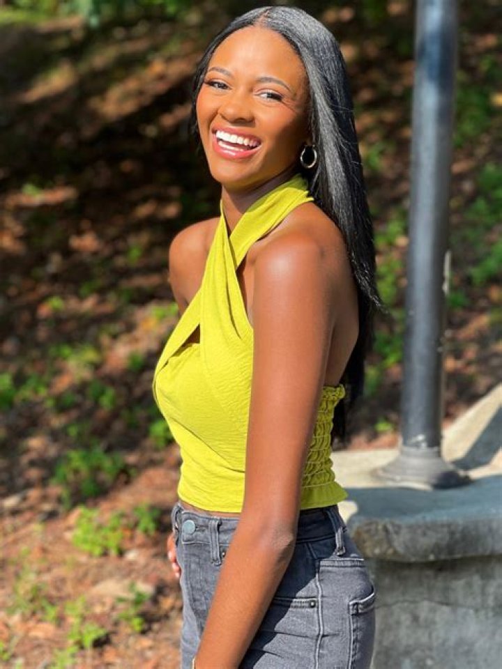 Charity Lawson Is a ‘Bachelor’ Leading Lady! Discover Her Job, Age, Family and More