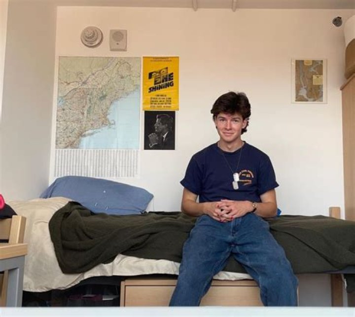 Colin Eckardt Age | Wiki, Net worth, Bio, Height, Girlfriend ?