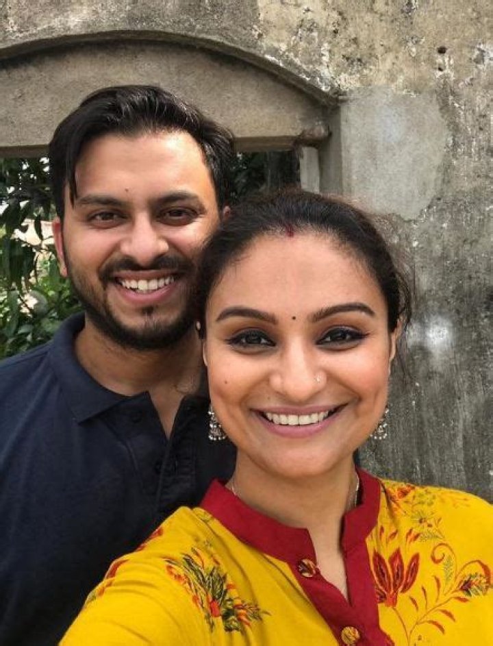 Dimpy Ganguli Husband, Boyfriend, Wiki, Biography, Age, Parents, Children, Net Worth & More