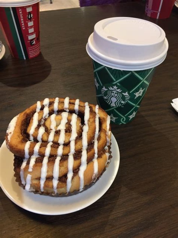 Does Starbucks have its own bakery?