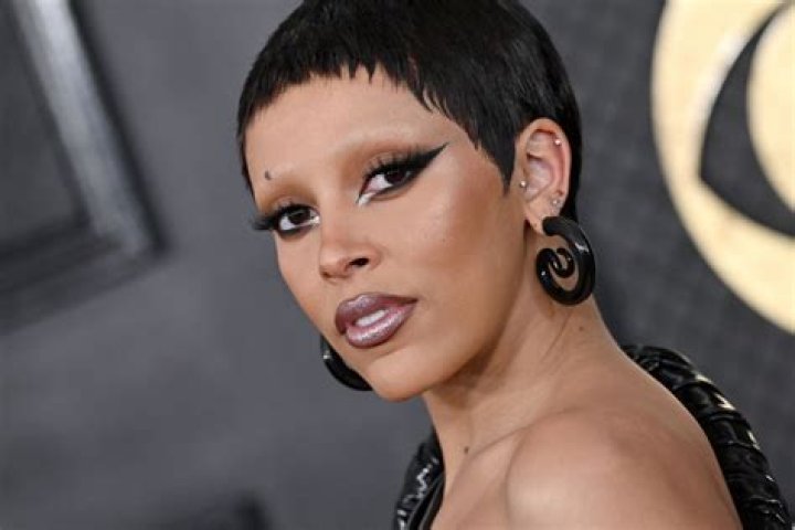 Doja Cat Teases New Music With Y2K-Inspired Booty Pic