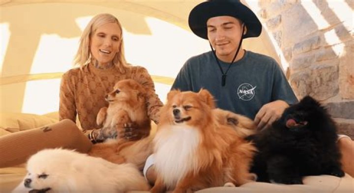 Fans Rally Around Jeffree Star and Boyfriend Nathan After Their Dog Diamond Passes Away