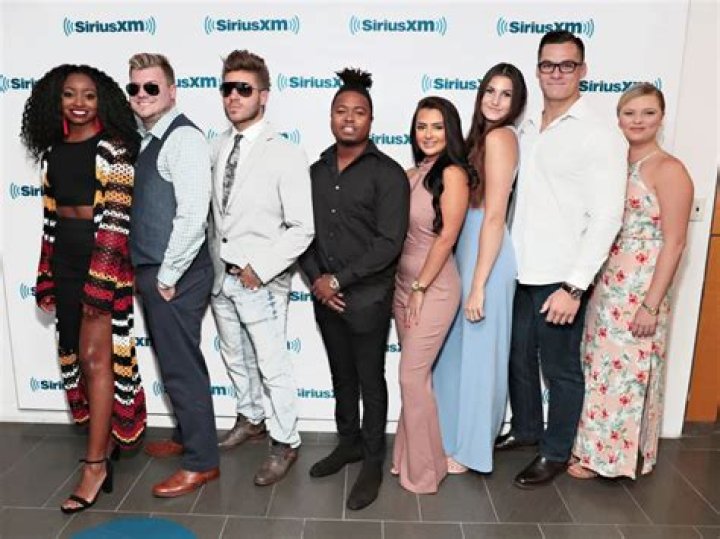 ‘Floribama Shore’ Stars Gus Smyrnios and Jeremiah Buoni Work Hard for Their Thirst Trap Bodies (EXCLUSIVE)