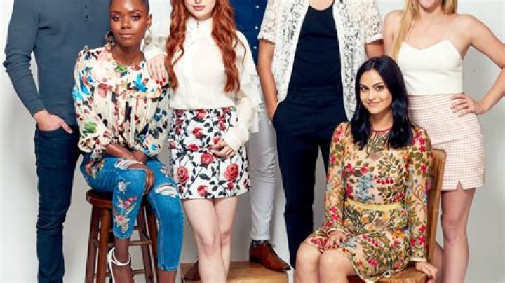 Here’s Where You Can Follow (aka Stalk) the Cast of ‘Riverdale’ on Social Media!