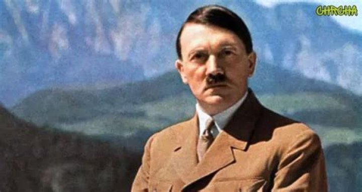How tall is Adolf Hitler