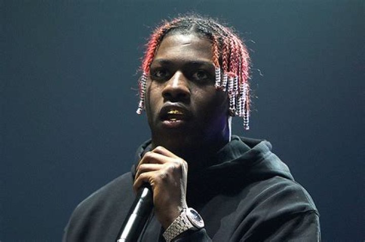 How tall is Lil Yachty