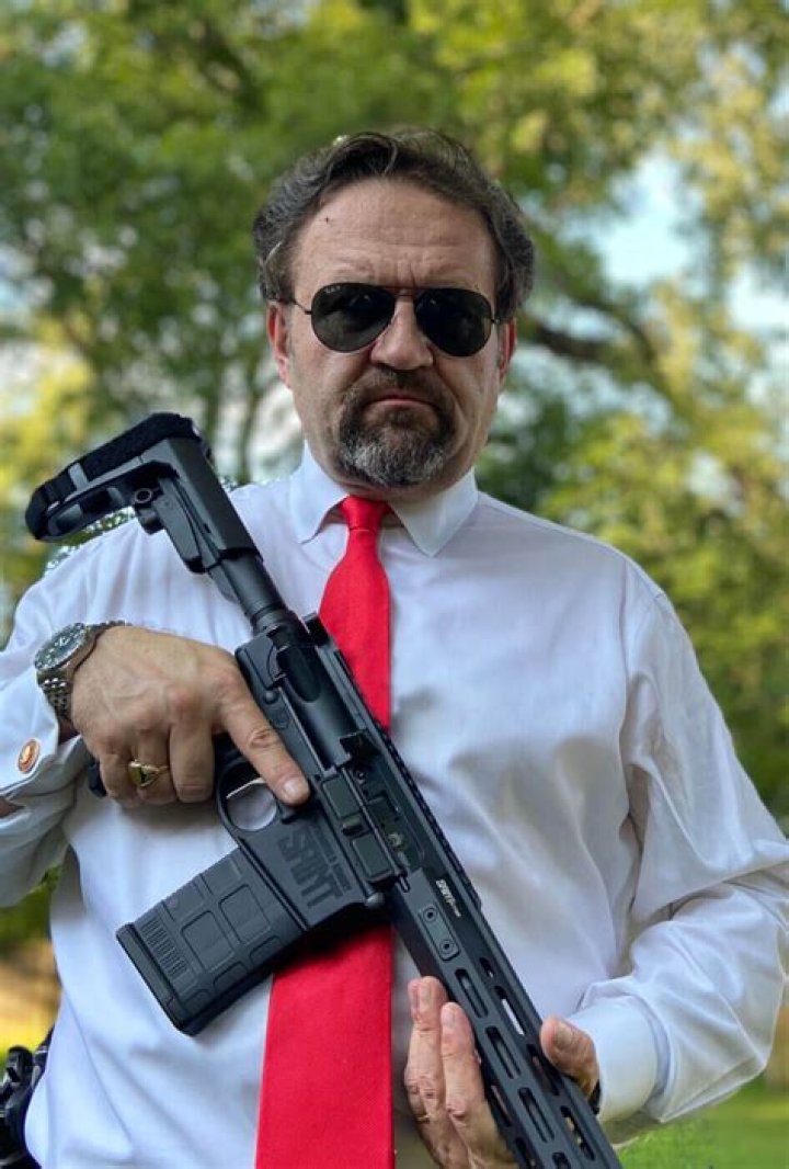 How tall is Sebastian Gorka