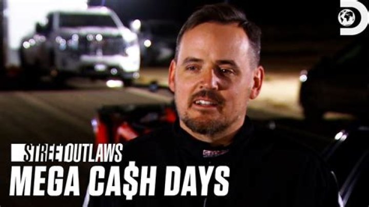 Is Street Outlaws mega cash days on Discovery Plus?