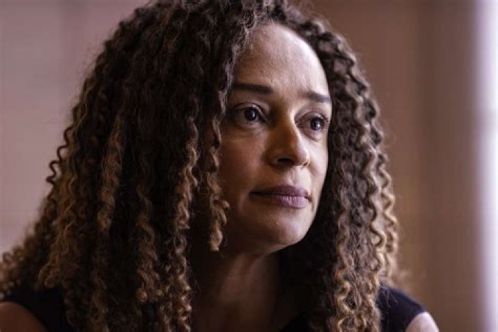 Isabel Pinto Dos Santos