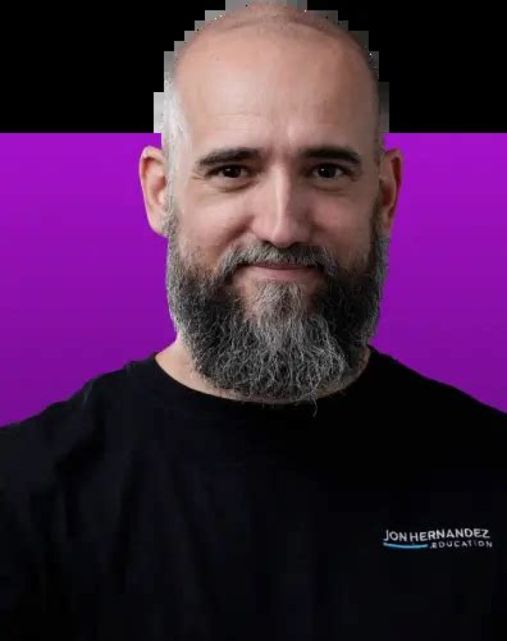 Jon Hernandez biografía, edad, altura, esposo, net worth, familia