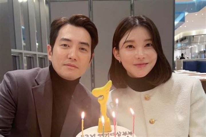 Joo Sang-wook Biography, Age, Height, Wife, Net Worth, Family