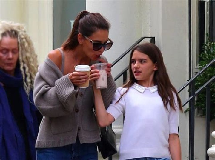Katie Holmes Won’t Talk About Tom Cruise to Protect Daughter Suri (EXCLUSIVE)