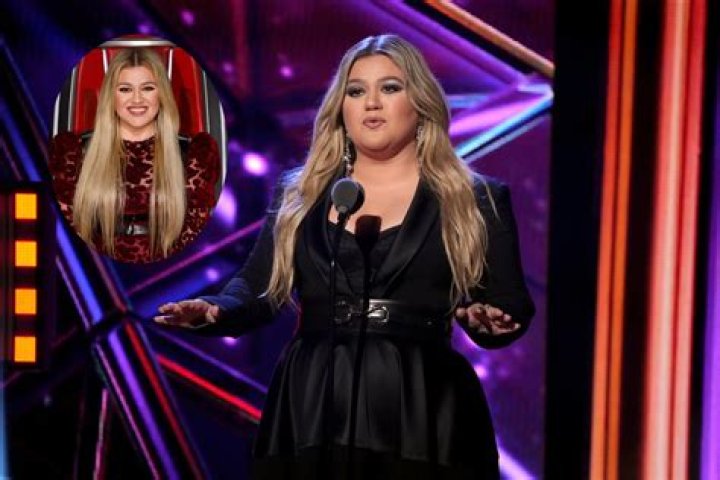 Kelly Clarkson Debuts Her New Blonde Hair and Bangs — See ‘The Voice’ Star’s New Look!