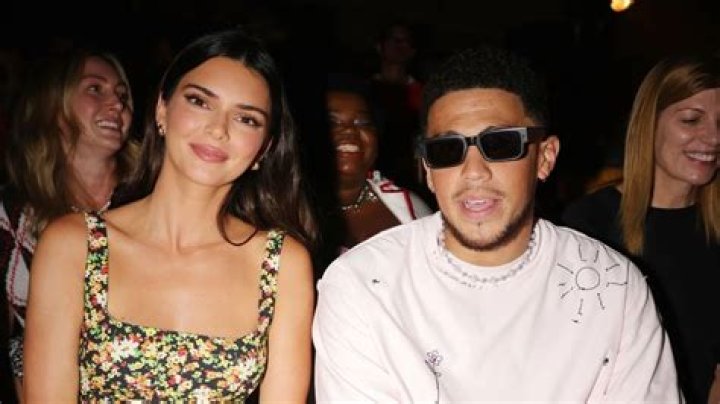 Kendall Jenner Calls Boyfriend Devin Booker One of Her ‘Favorite Boys’ in Rare Shout-Out