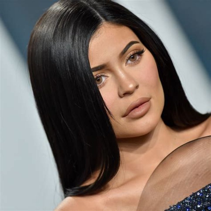 Kylie Jenner Debuts New Short Hair at NYFW — See the Pics!