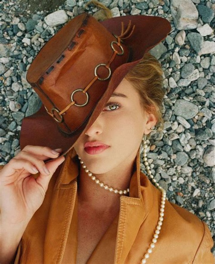 Mackenzie Aladjem – Celebsgraphy