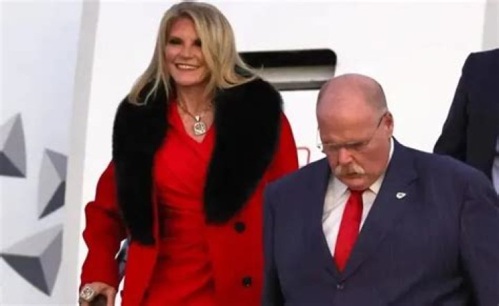 Meet Mother Elizabeth Reid & Father Walter Reid