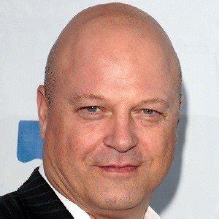 Michael Chiklis (TV Actor) - Age, Birthday, Bio, Facts, Family, Net Worth, Height & More