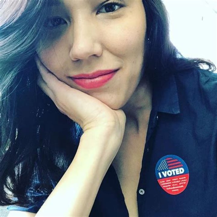 Michaela Conlin Wiki, Biography, Age, Height, Family, Husband, Net Worth