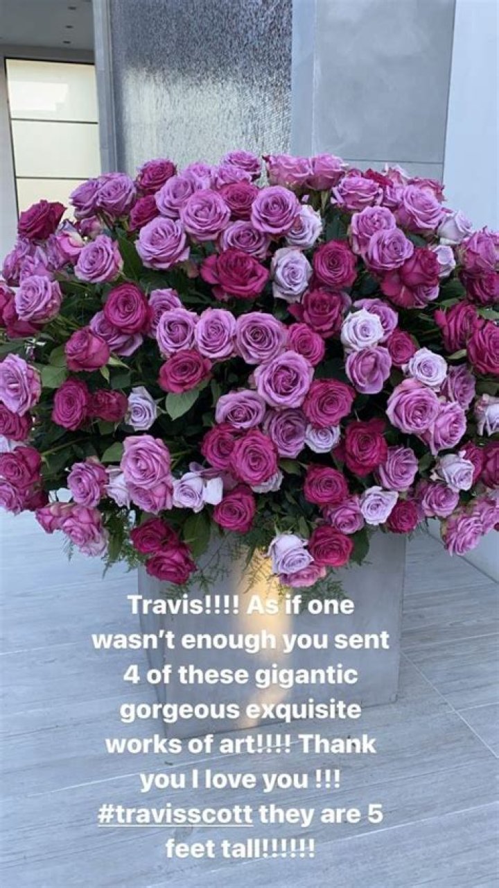 Momager Approved! Travis Scott Gifts Kris Jenner 4 ‘Gigantic’ Rose Bouquets: ‘I Love You’