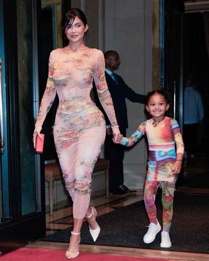 #MomGoalsKylie Jenner and Stormi Webster Adorably Wear Matching Outfits in Italy
