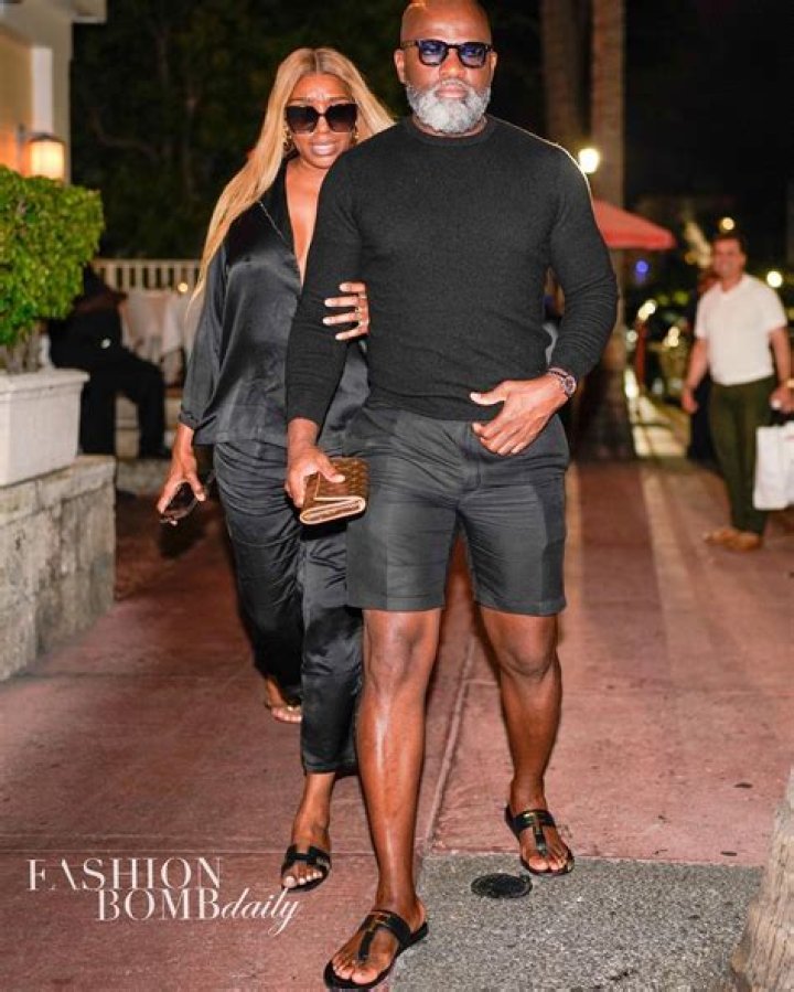 NeNe Leakes & New Boyfriend Nyonisela Sioh Hold Hands During Miami Date Night