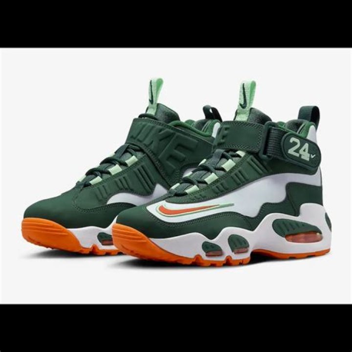 Nike Air Griffey Max 1 “Miami Hurricanes” Officially Revealed