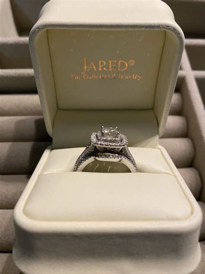 Oops! Bachelor Nation Alum Jared Haibon Admits He Lost His Neil Lane Wedding Ring for ‘3 Hours’: ‘It Slipped Off’