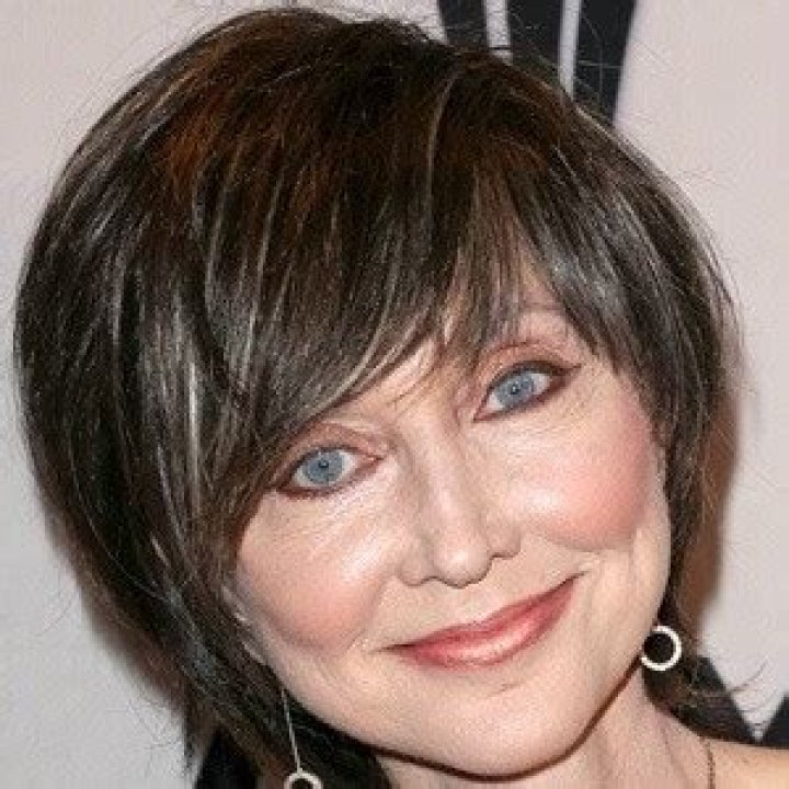 Pam Tillis (Country Singer) - Age, Birthday, Bio, Facts, Family, Net Worth, Height & More