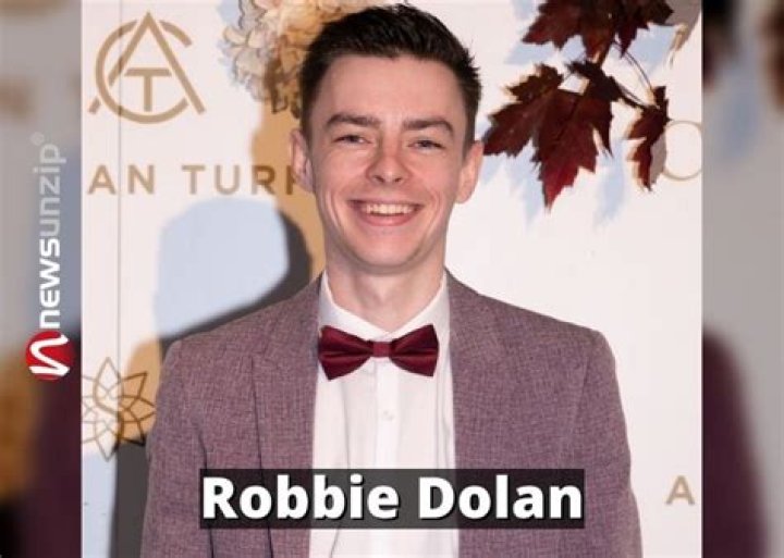 Robbie Dolan [The Voice] Wiki, Biography, Age, Parents, Height, Girlfriend, Net Worth, Family & More
