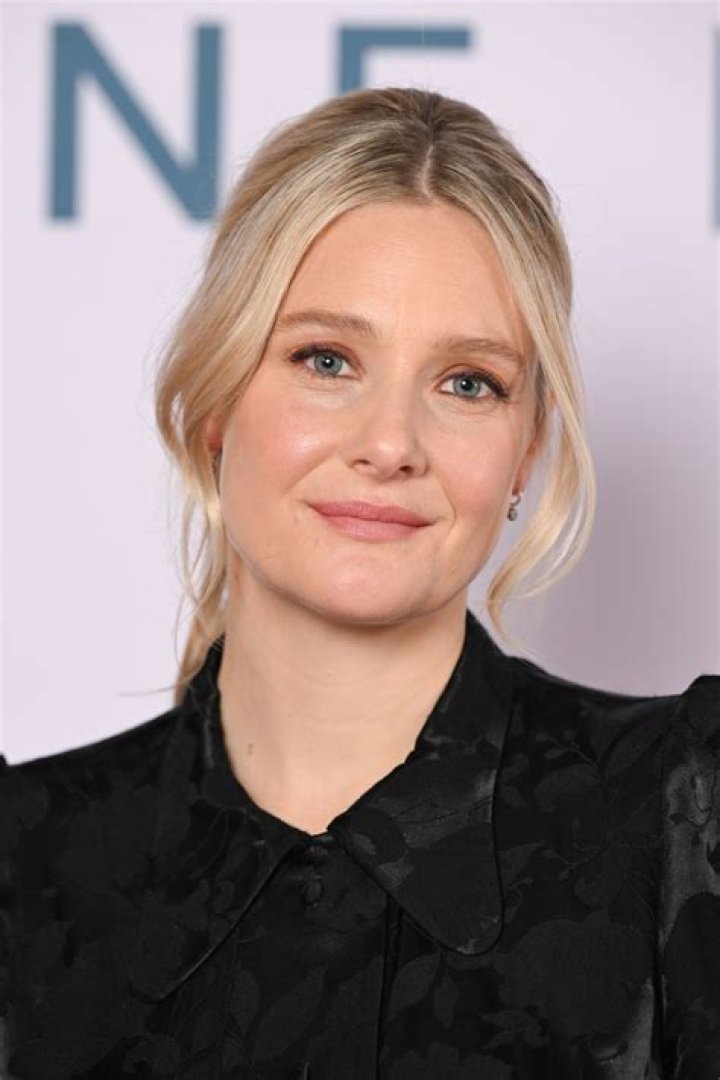 Romola Garai