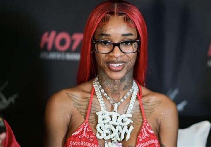 Sexyy Red Expertly Claps Back At Rolling Ray Saying She Looks "Terrible"