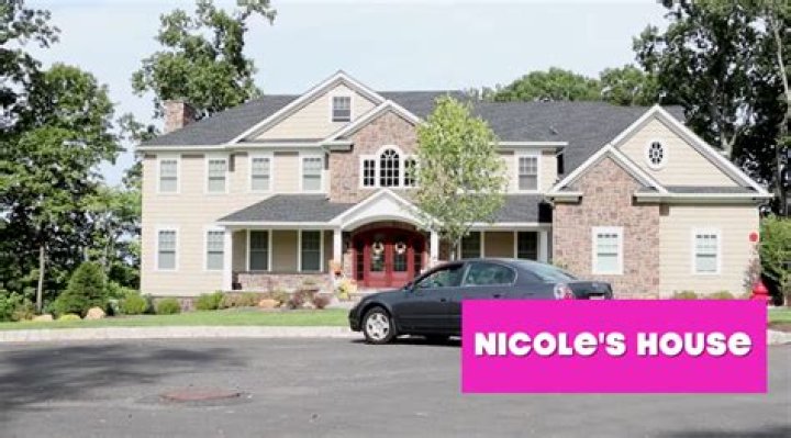 Snooki’s Custom-Built Home Shows the Classy Side of the ‘Jersey Shore’ Alumna