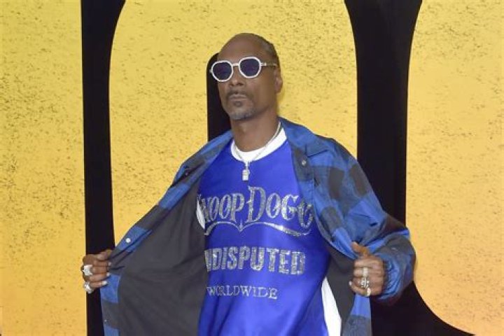 Snoop Dogg Issues Warning After Eminem's Shade45 Interview