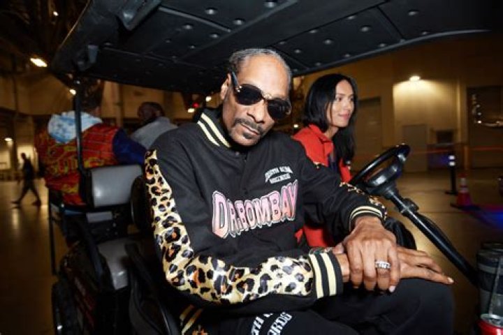 Snoop Dogg Posts Brutal Meme After Lakers Loss
