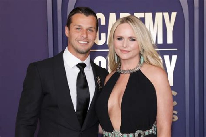 Stepmom Goals!Miranda Lambert Helps Bring Husband Brendan McLoughlin’s Son to the Doctor