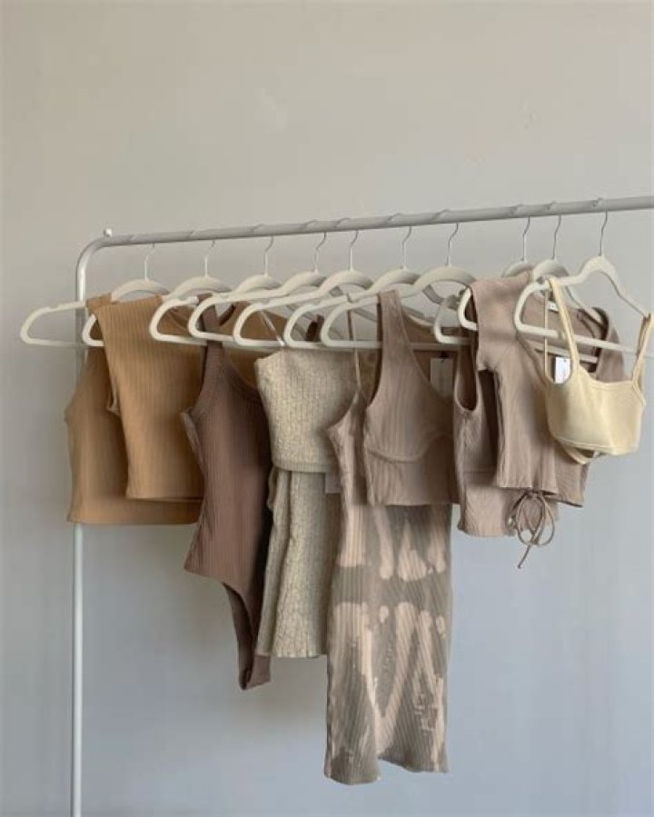 The Best New Basics Brand You Need This Season: Briavia