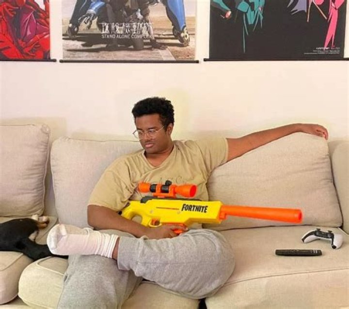 Was Youtuber Twomad Gay? Girlfriend, And Relationship Before Death