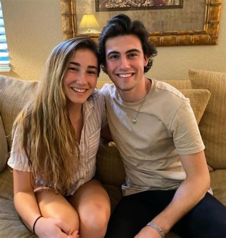 Who is Allegra Miles? Wiki, Biography, Boyfriend, Age, Height, Parents, Net Worth, Songs, Family & More