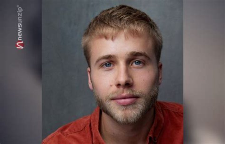 Who is Ed McVey? Wiki, Age, Height, Parents, Girlfriend, Movies & BIO