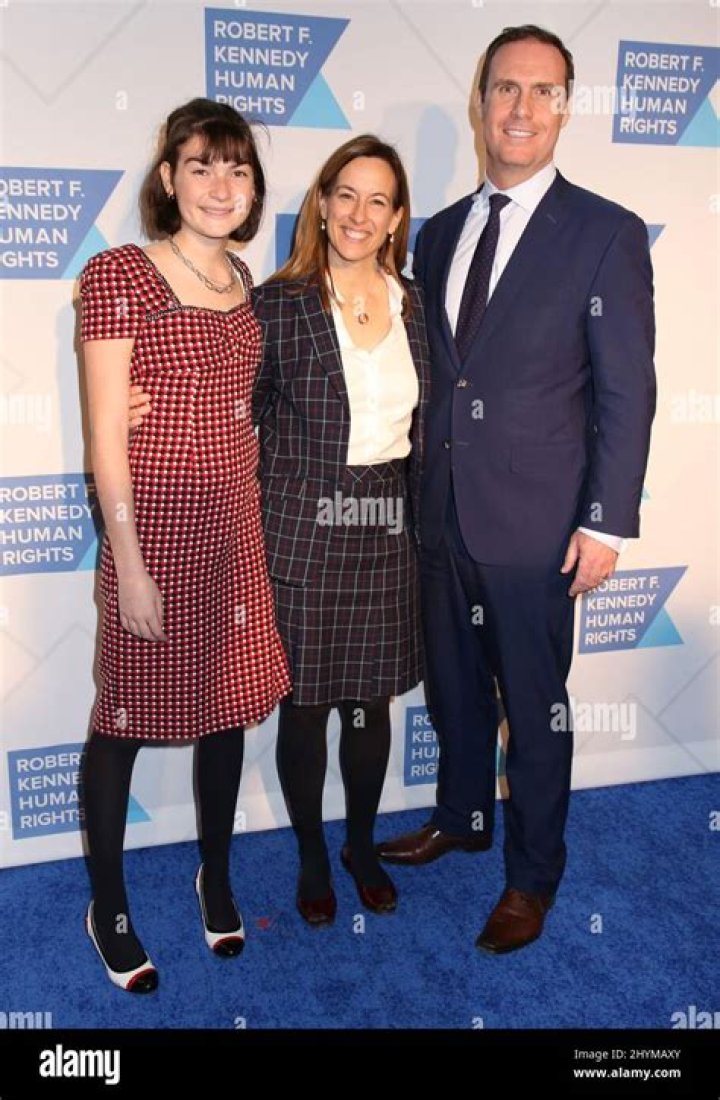Who Is Helene Suozzi? Wiki, Kids, Family & BIO Of Tom Suozzi's Wife