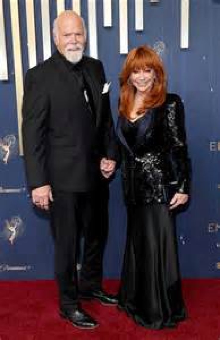 Who is Reba McEntire’s biological son? – Celebrity.fm – #1 Official Stars, Business & People Network, Wiki, Success story, Biography & Quotes