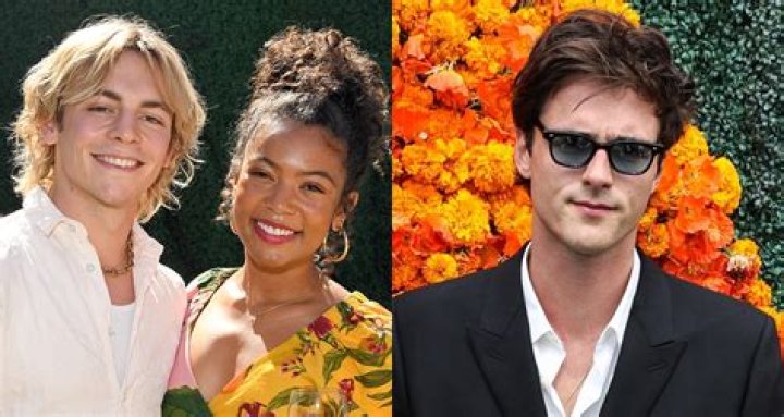 Who is Ross Lynch dating?