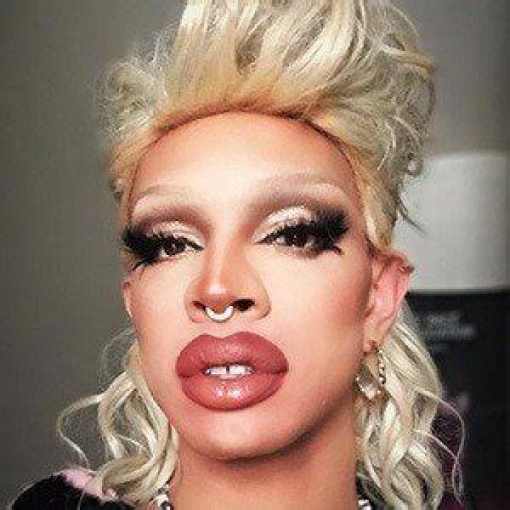 Yvie Oddly (Reality Star) - Age, Birthday, Bio, Facts, Family, Net Worth, Height & More